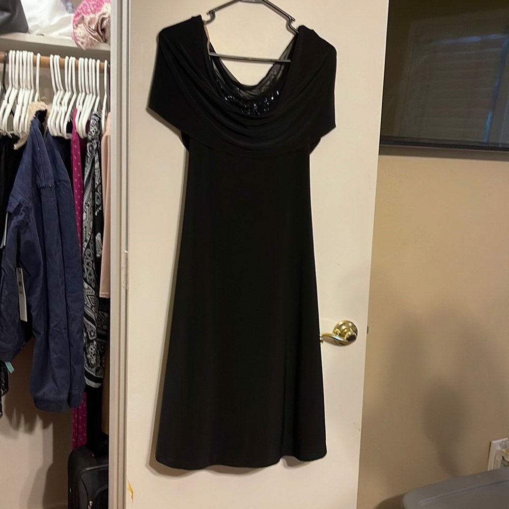 Connected apparel black dress